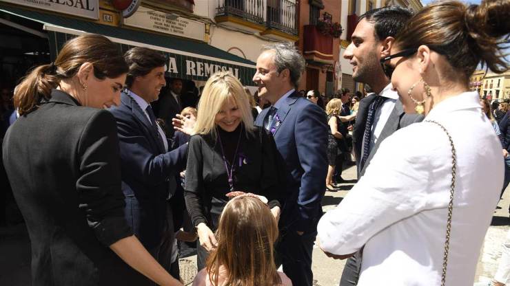 Eugenia y Fran con familiares