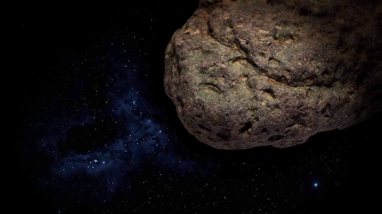 asteroide flotando en el espacio